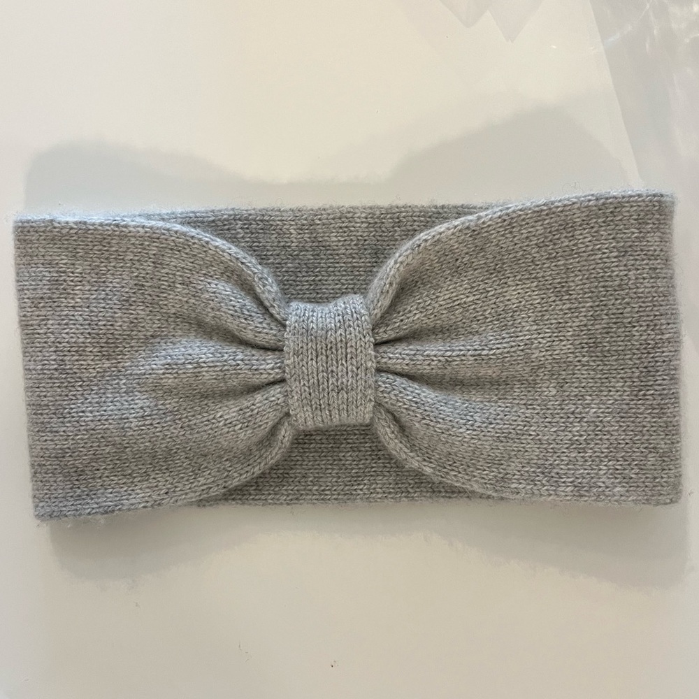& other stories cashmere grey bow head wrap